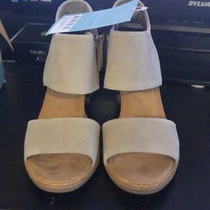 Toms Suede Majorca Cutout Sandal